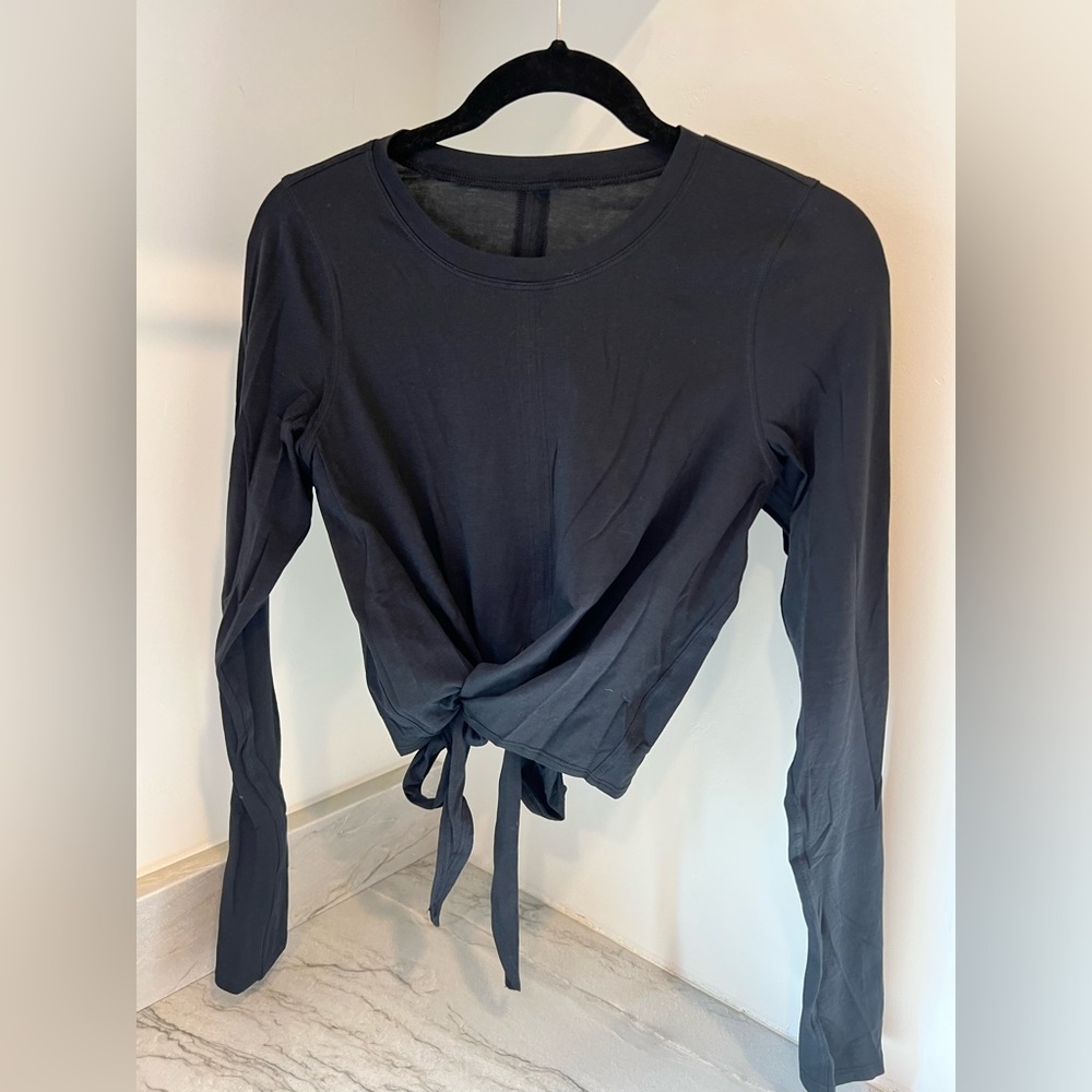 Lululemon long sleeve shirt